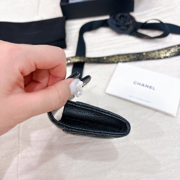 95% NEW CHANEL CARD HOLD WALLET WITH FULL PACKAGING, HOLIDAY RIBBON - Picture 11 of 14
